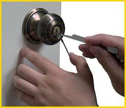 Metro Locksmith Services Cleveland, OH 216-606-9137 - 6-lock-repair